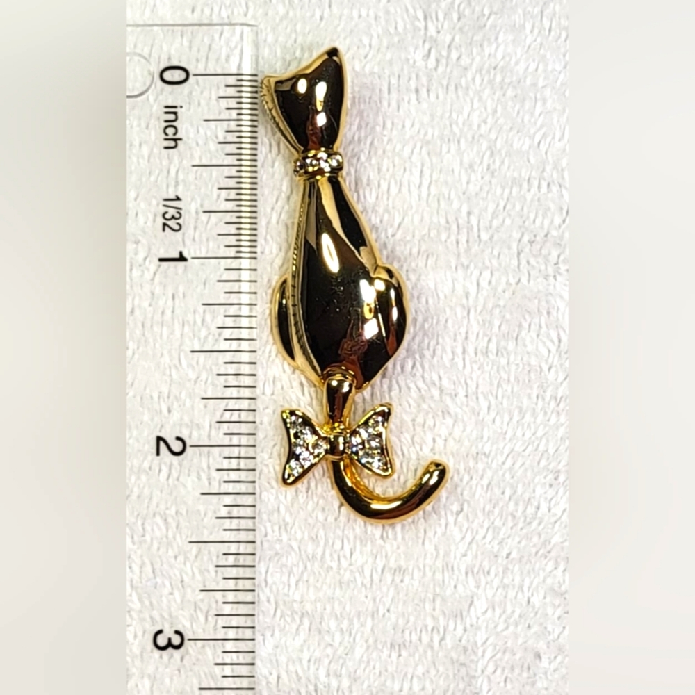 Gold and Rhinestone Cat Pin with Dangle Tail - Lapel Pin - Brooch - Scarf Pin - Picture 5 of 5
